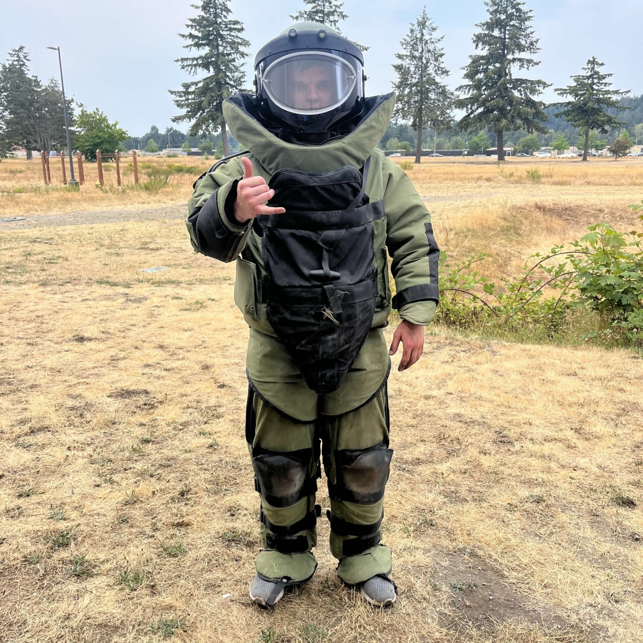 Myers_EODCTLT_BombSuit1